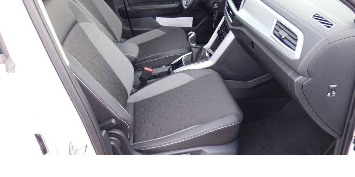 VW T-Roc 1.0 Life Goal TSI BMT Navi Klima Alu 6.100 km 21.990 &euro; Vordorf 38533