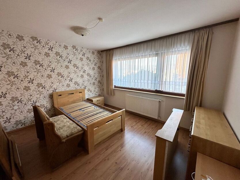 Großzügiges Wohnen mit tollem Weitblick 9 zimmer