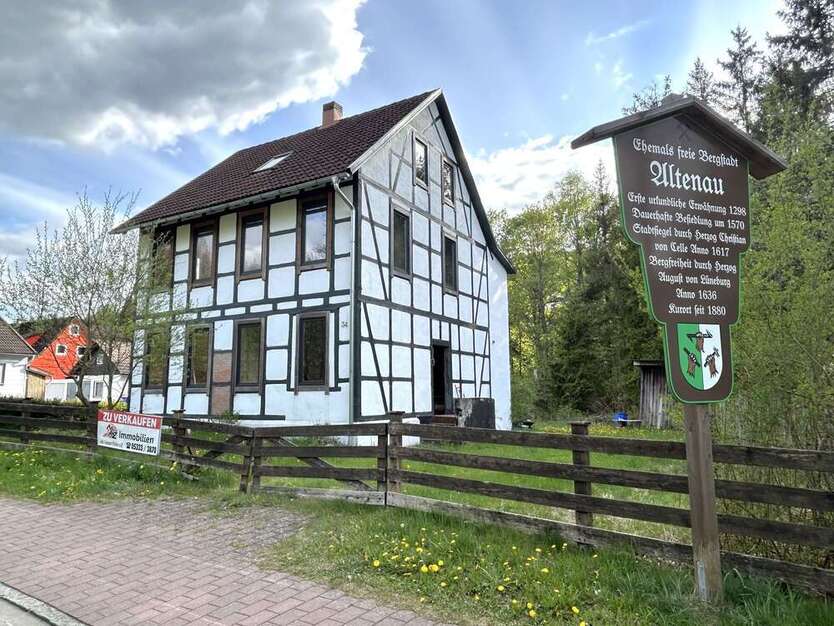 Haus zum Kaufen in Altenau 73.000 € 128 m²