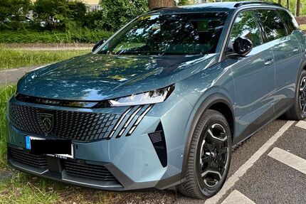 Peugeot 5008 11.000 km 43.500 &euro; Bad Salzdetfurth 31162