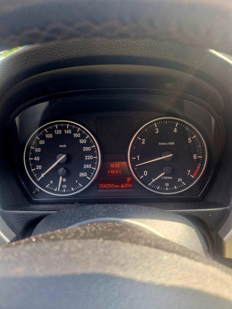 BMW 3er Touring 254.000 km 5.500 € Hildesheim 31134