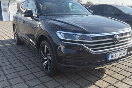 VW Touareg 159.590 km 37.349 &euro; Braunschweig 38112