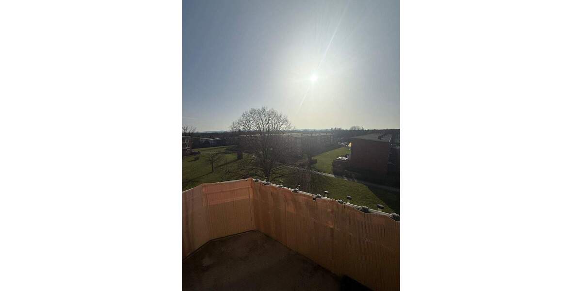 Etagenwohnung Salzgitter Lebenstedt - 3 Zimmer, 66 m&sup2;, 400&euro; | Angebot:26246771