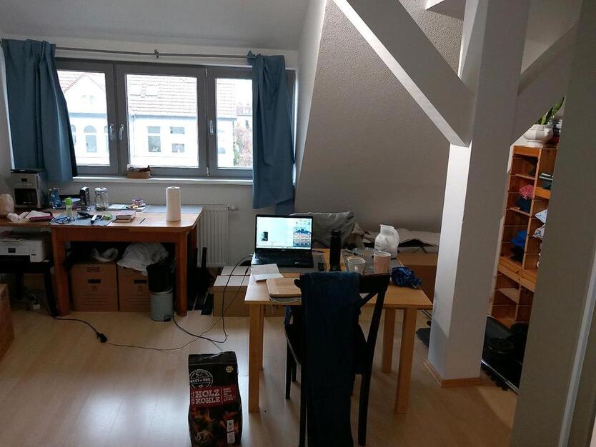 Wohnung in Azubi-Studentenwohnheim zum 15.11.2025 zimmer