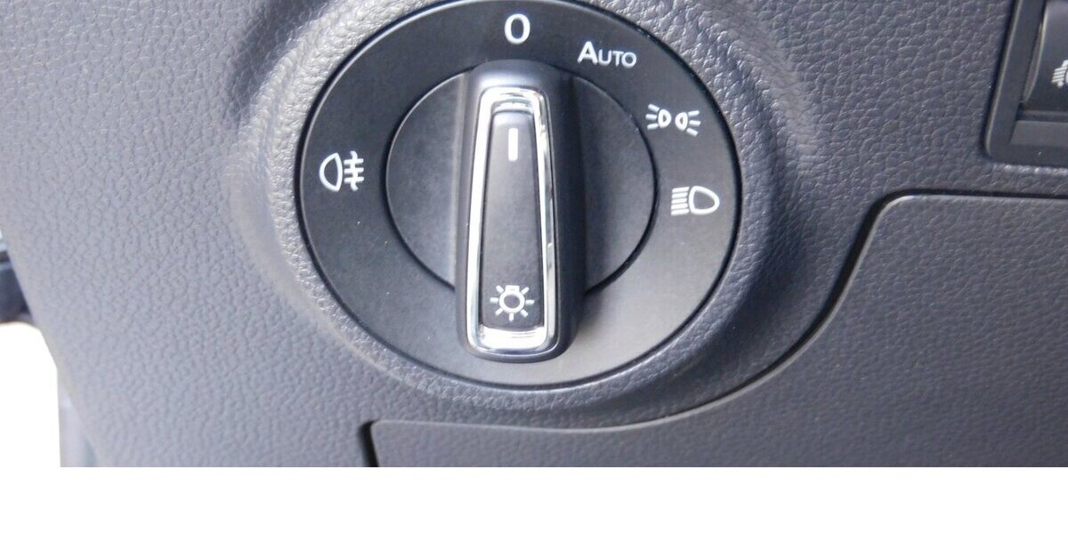 Seat Ibiza 1.0 BMT MPI Style 4Trg Navi Klima 30.300 km 13.990 &euro; Vordorf 38533