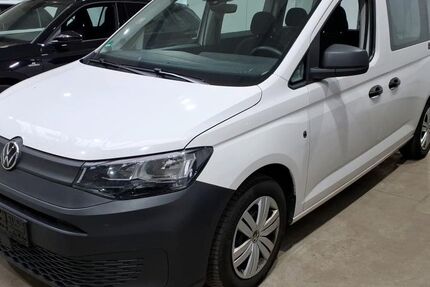 VW Caddy Maxi 191.000 km 15.999 &euro; Peine 31226
