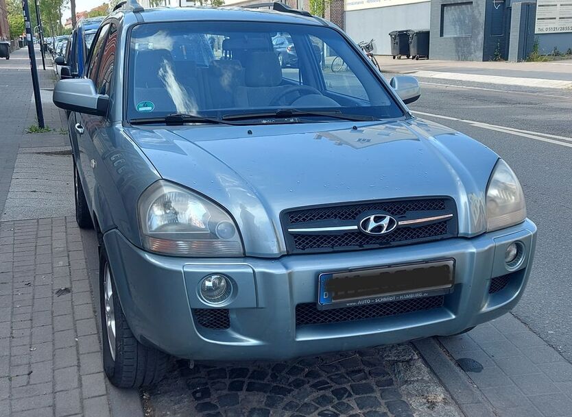 Hyundai TUCSON 153.000 km 2.900 € Hildesheim 31137