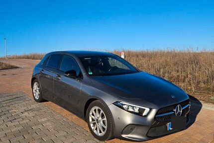 Mercedes-Benz A 200 99.000 km 18.800 € Holle 31188