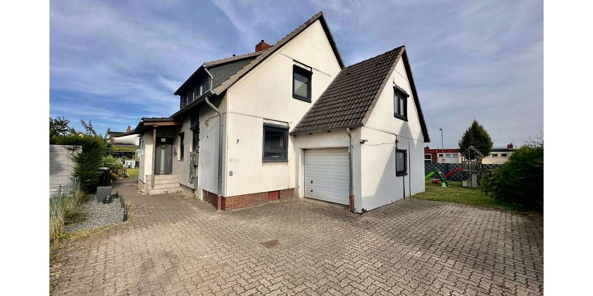 Einfamilienhaus Wolfenbüttel Ahlum - 9 Zimmer, 230 m&sup2;, 550.000&euro; | Angebot:27306106