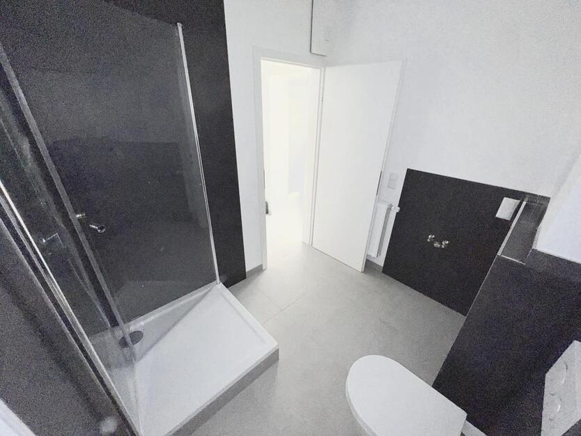 Moderne 2 Zimmer im kernsanierten Altbau