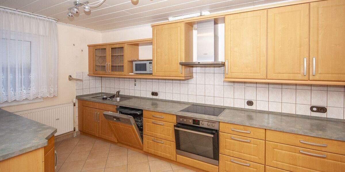 Einfamilienhaus Goslar Oker - 7 Zimmer, 148 m&sup2;, 1.350&euro; | Angebot:24778955