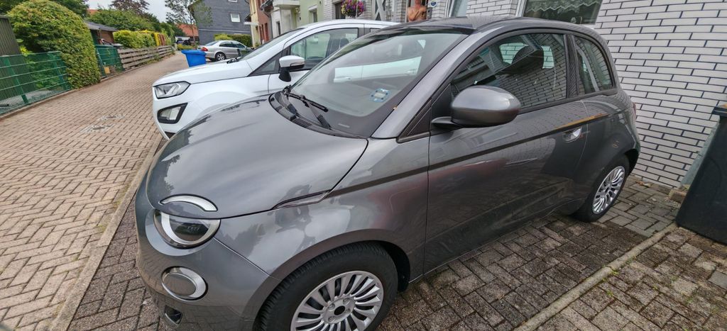 Fiat 500e 14.100 km 19.400 &euro; Hildesheim 31135