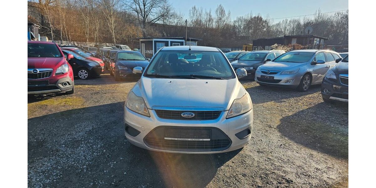 Ford Focus 213.017 km 790 &euro; Braunschweig 38120