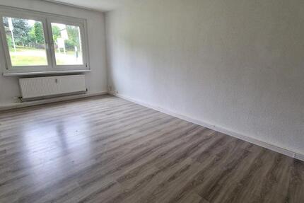 ***500 € Einzugsgeschenk sichern!*** 4-Zimmer-Wohnung im Erdgeschoss zu vermieten zimmer