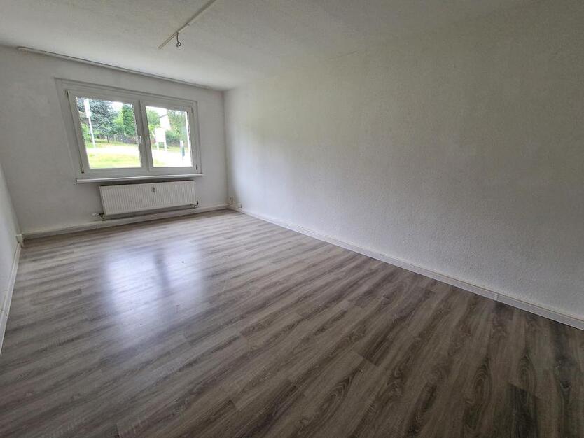 ***500 € Einzugsgeschenk sichern!*** 4-Zimmer-Wohnung im Erdgeschoss zu vermieten zimmer