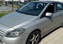 Mercedes B 180