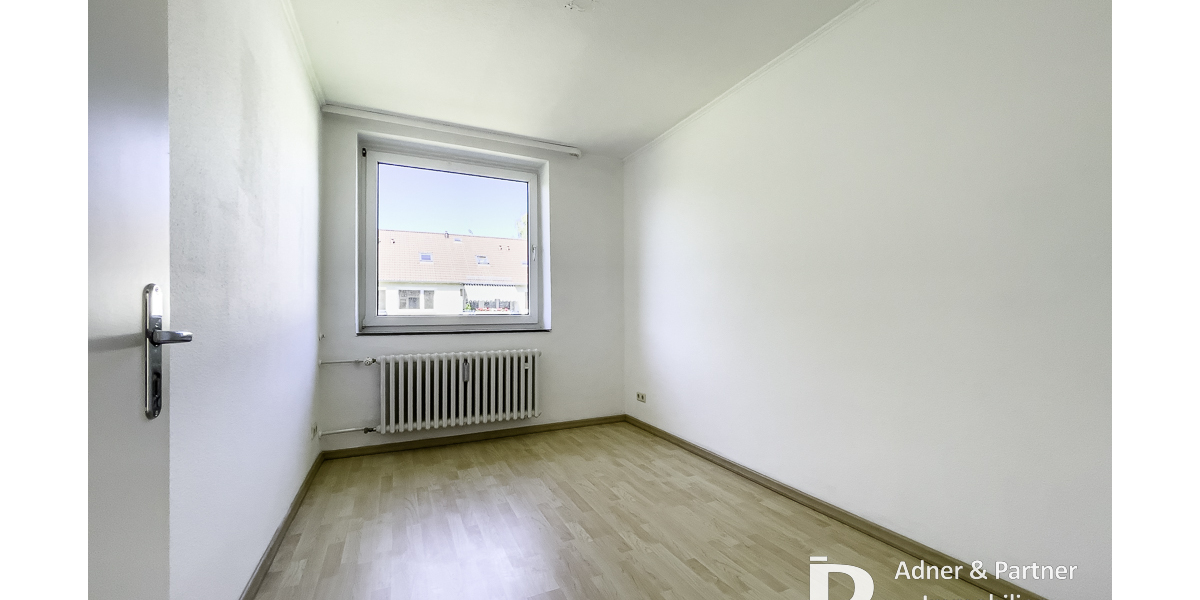 **RENOVIERTE BALKONWOHNUNG MIT EINBAUKÜCHE IN BRAUNSCHWEIG-WESTSTADT** - Etagenwohnung Braunschweig Timmerlah-Geitelde-Stiddien | Angebot:27262327