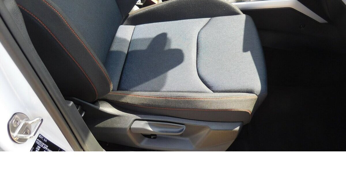 Seat Arona 1.0 FR-Line TSI BMT Navi Klima Alu 30.000 km 16.690 &euro; Vordorf 38533