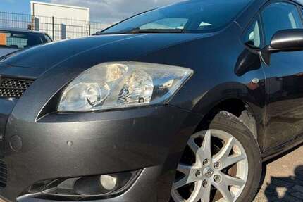 Toyota Auris 194.000 km 2.990 € Hildesheim 31137