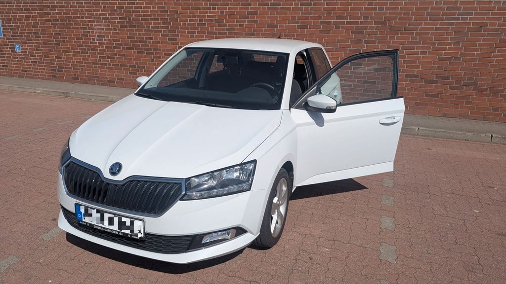 Skoda Fabia 52.600 km 9.999 &euro; Edemissen 31234