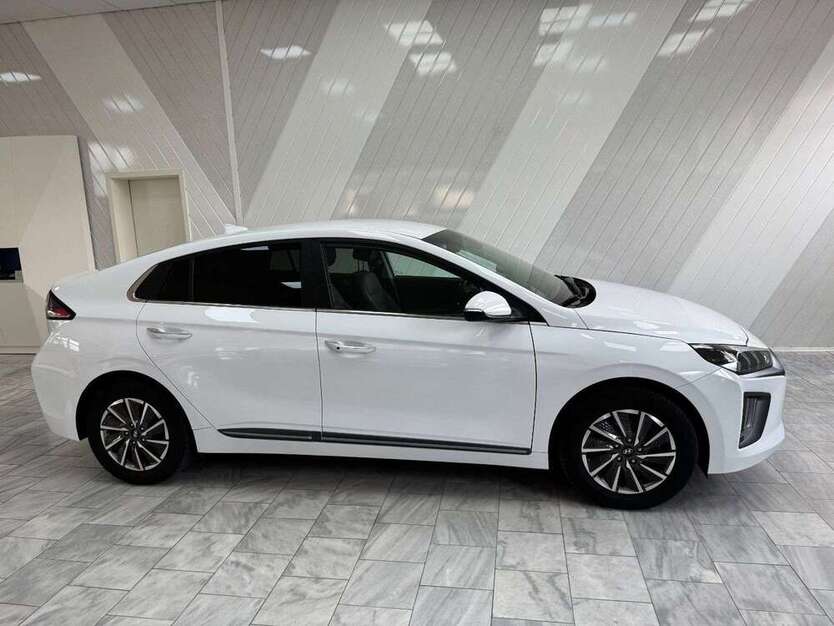 IONIQ