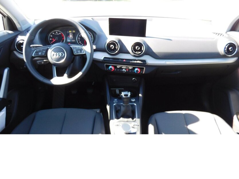 Audi Q2 30 1.0 TFSI BMT Navi Klima ALU 21.000 km 20.990 € Vordorf 38533