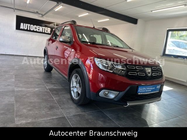 Dacia Sandero 68.000 km 9.450 € Braunschweig 38112