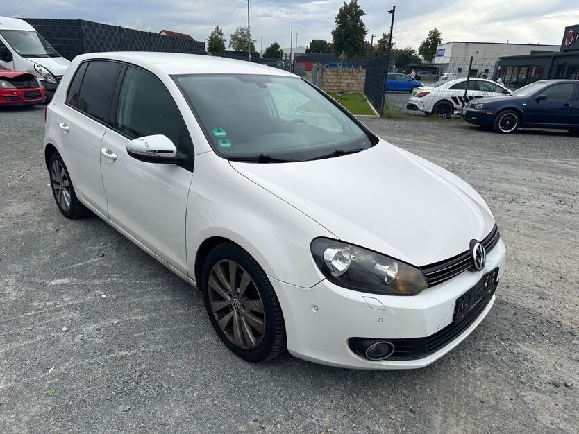 VW Golf 240.000 km 2.990 € Salzgitter 38229
