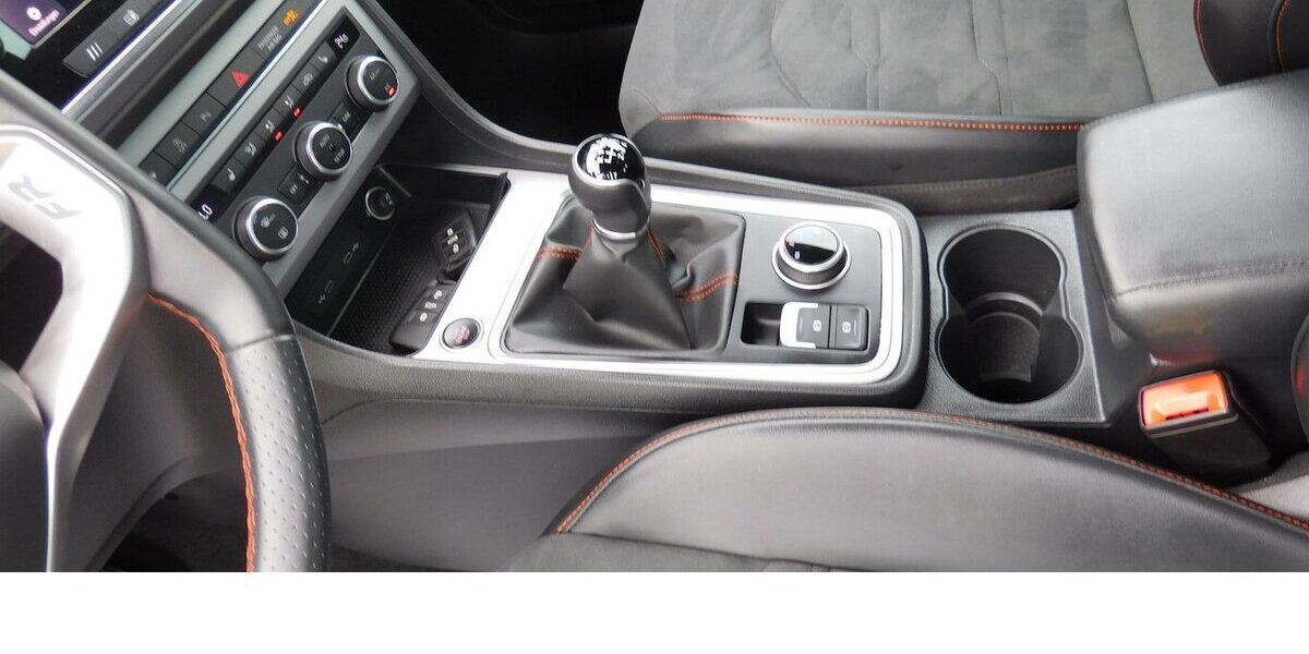 Seat Ateca 1.5 Fr-Line BMT Navi Klima Alu Radio 28.800 km 23.990 &euro; Vordorf 38533