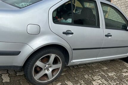 VW Bora 180.000 km 1.000 € Salzgitter 38259