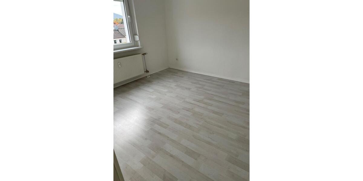 Etagenwohnung Goslar Jürgenohl - 4 Zimmer, 96 m&sup2;, 1.100&euro; | Angebot:27604076