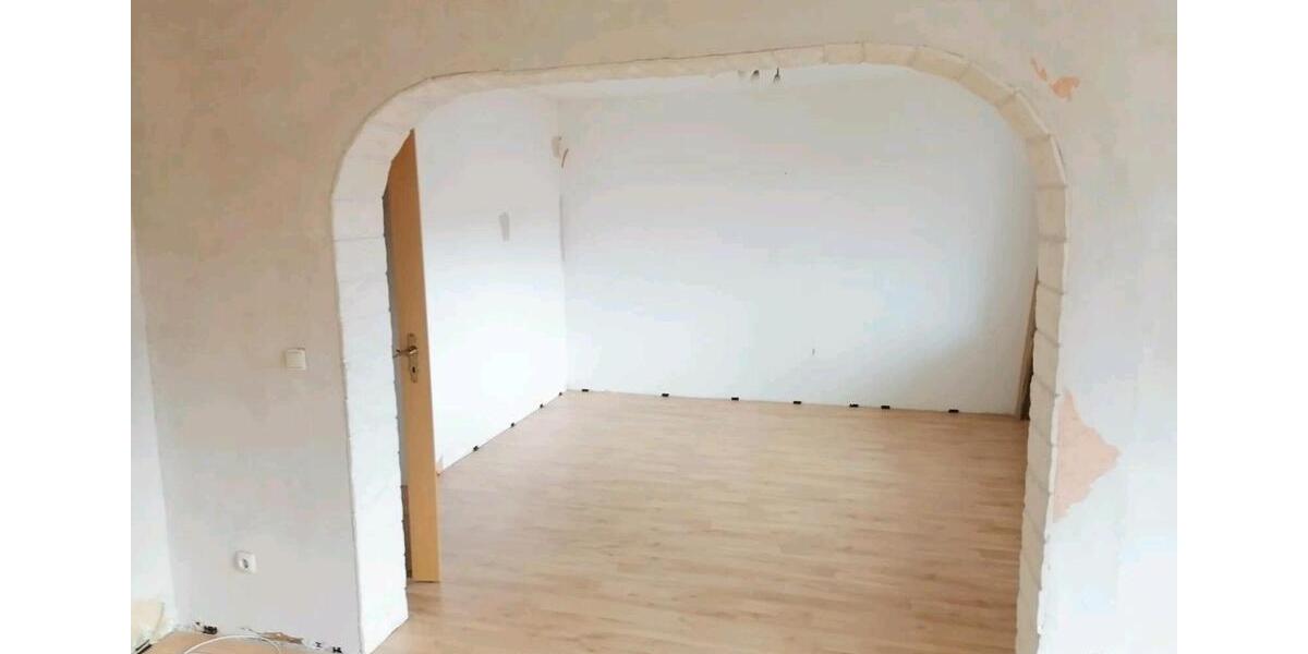 Etagenwohnung Wolfenbüttel Ahlum - 3 Zimmer, 98 m&sup2;, 980&euro; | Angebot:24741125