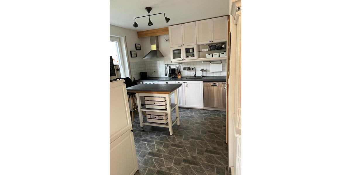 Erdgeschoßwohnung Schwülper - 4 Zimmer, 116 m&sup2;, 350.000&euro; | Angebot:24639593