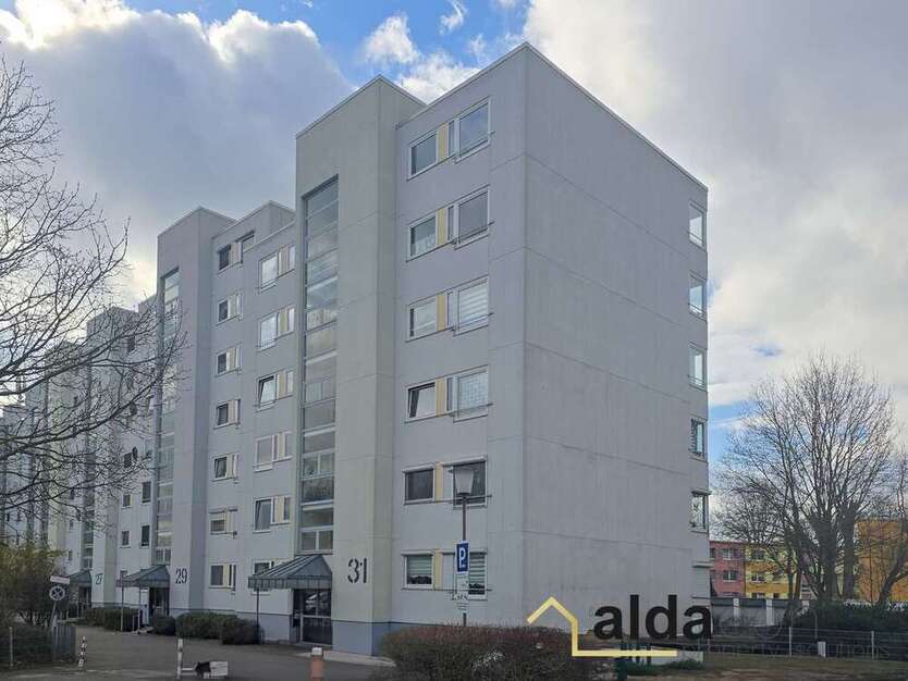 Wohnung zum Kaufen in Salzgitter Fredenberg 70.000 € 75 m²