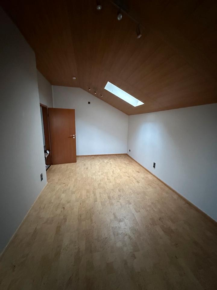 ab 01.07! Wunderschöne Wohnung-4 Zimmer Woltorf!