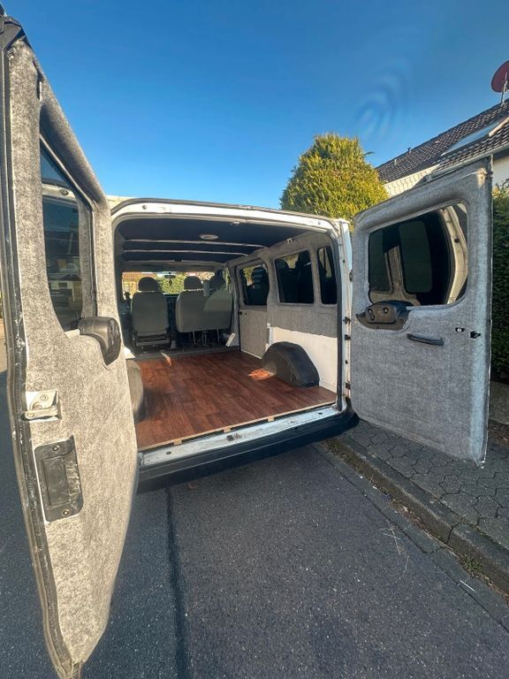 Ford Transit 259.788 km 2.350 € Braunschweig 38122