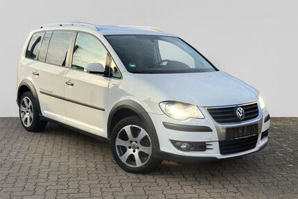 VW Touran 199.000 km 5.950 € Peine 31226