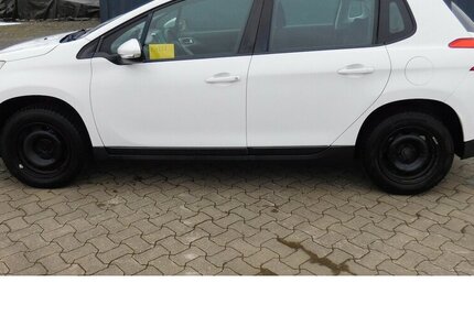 Peugeot 2008 1,2 VTi Active 4Türen Klima Navi 144.600 km 4.990 &euro; Vordorf 38533