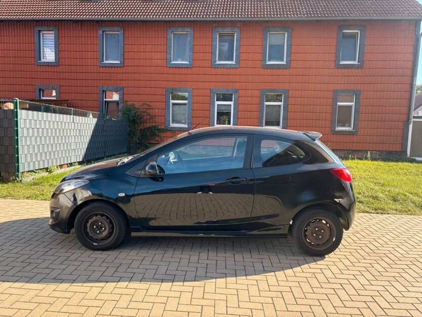 Mazda 2 145.200 km 3.800 € Braunschweig 38112