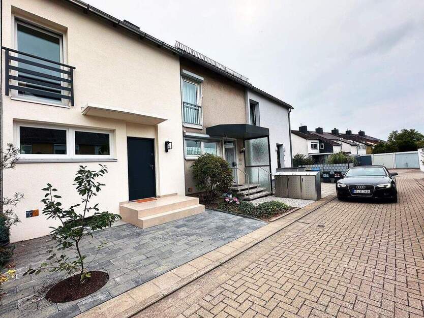 Einziehen & Wohlfühlen - Kernsaniertes Reihenhaus mit Wärmepumpe in Stöckheim 4 zimmer