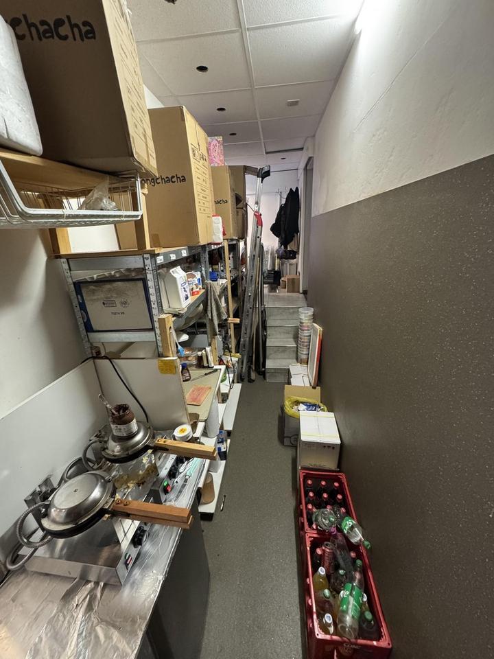 Erleben Sie die exklusive Chance: Kleiner Laden, große Wirkung in WF´s historischer Altstadt zimmer