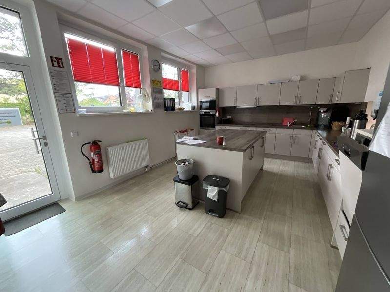 Wohn-und Geschäftshaus mit guter Verkehrsanbindung in Peine zimmer