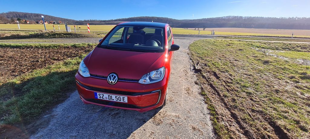VW e-up! 21.100 km 16.100 &euro; Salzgitter 38228