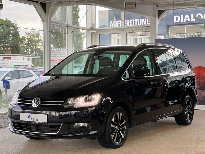 VW Sharan 131.082 km 23.990 € Salzgitter 38228