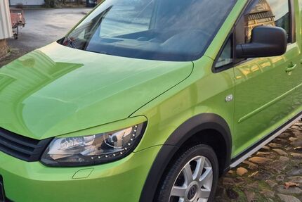 VW Caddy 165.000 km 15.990 &euro; Braunschweig 38112