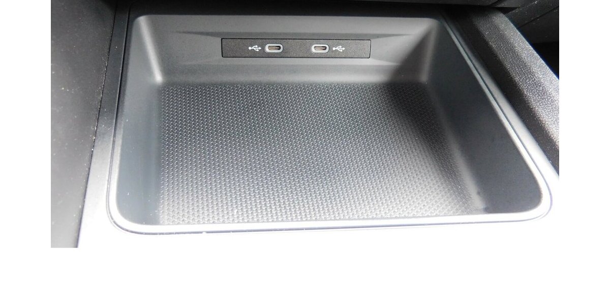 Seat Leon 1.0 Reference TSI BMT LED Klima Navi 45.500 km 15.990 &euro; Vordorf 38533