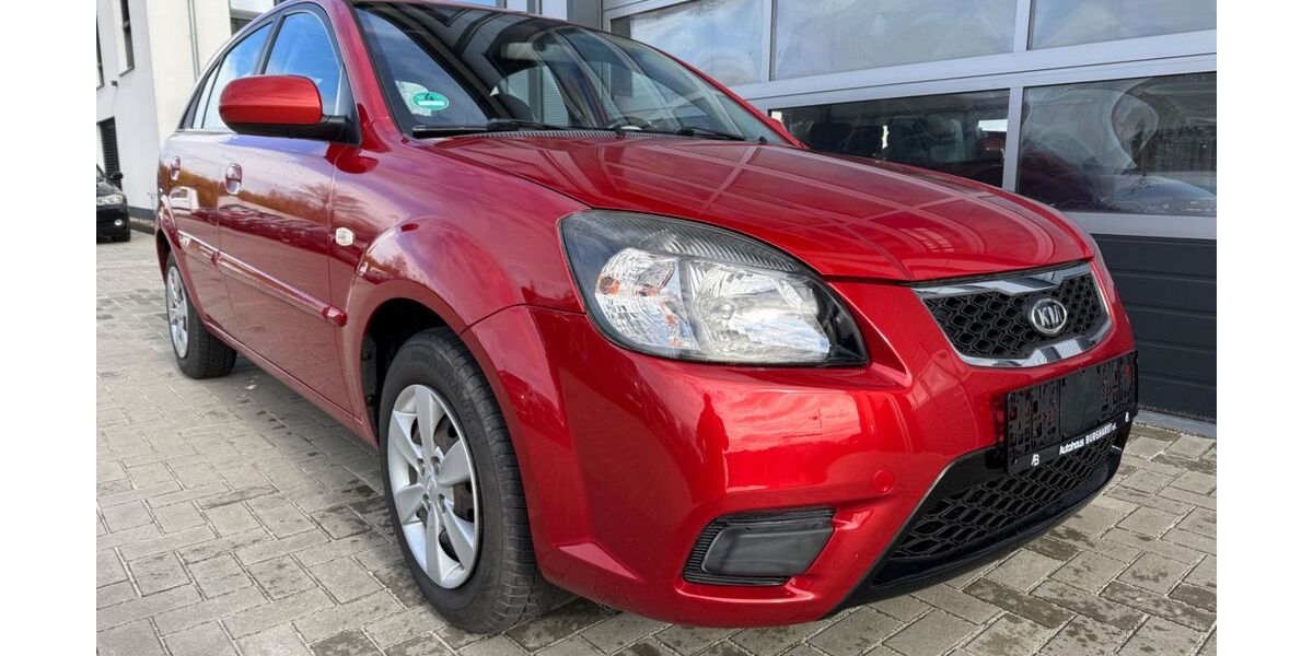 Kia Rio 76.000 km 3.690 € Lengede OT Broistedt 38268