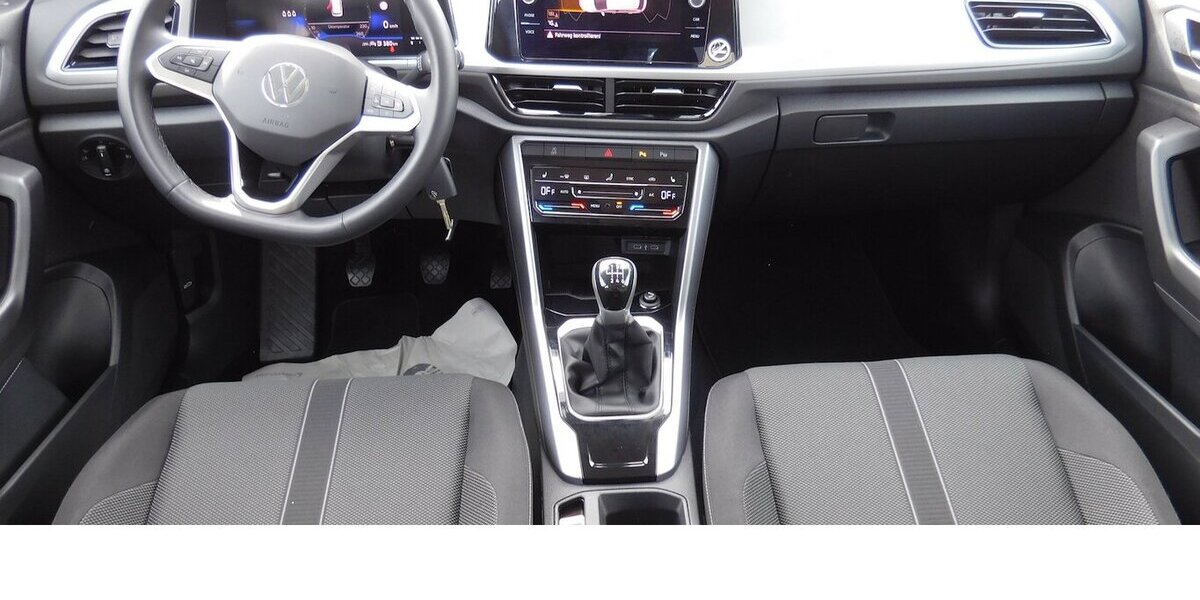 VW T-Roc 1.0 Life TSI BMT Navi Klima Alu 19.990 km 20.990 € Vordorf 38533