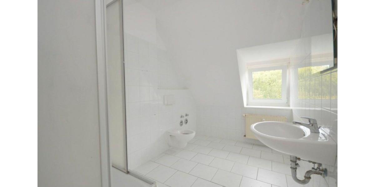 Dachgeschoßwohnung Langelsheim - 3 Zimmer, 81 m&sup2;, 560&euro; | Angebot:26476269