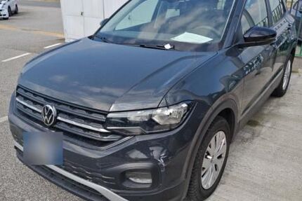 VW T-Cross 143.947 km 11.990 &euro; Braunschweig 38122